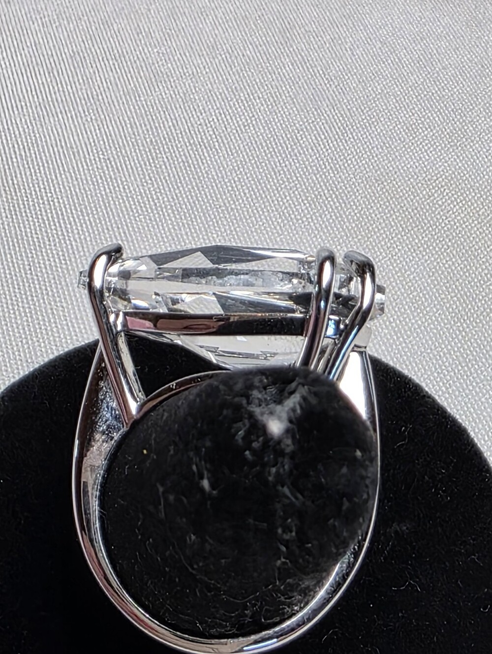 Swarovski Mesmera Cocktail Ring Trillant Cut Clear Rhodium Plated Size 7.75 New - Picture 7 of 15